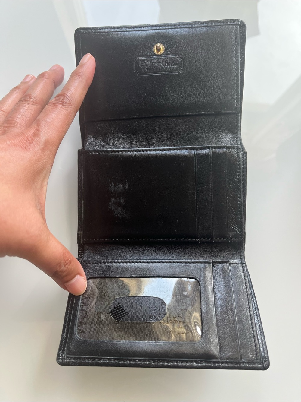 MCM VINTAGE BLACK LEATHER TRIFOLD WALLET - Picture 11 of 14